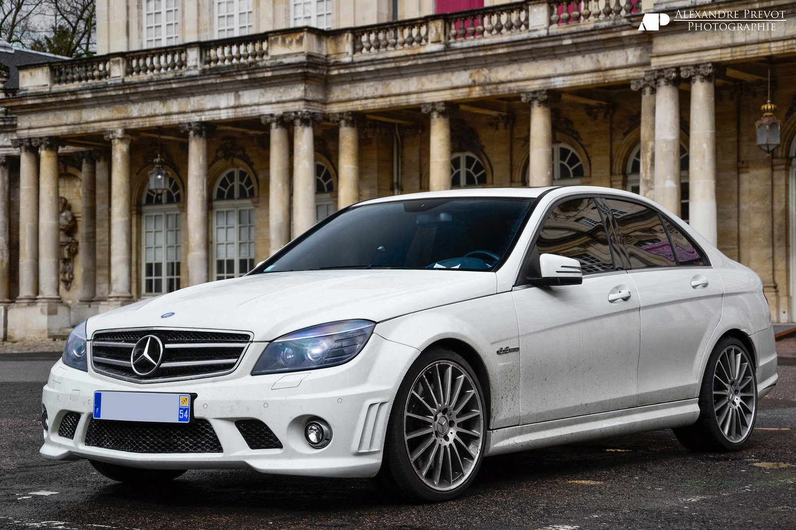 How much is Mercedes Benz car insurance?
